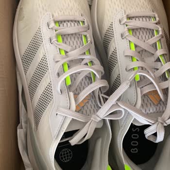 Adidas Satmış Olduğu Ürünün Arkasında Durmadı