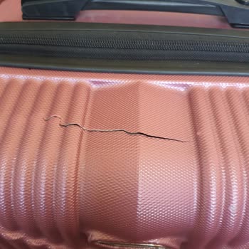 Stoneclub Ayakkabı Mağazada Kırılan Valiz!