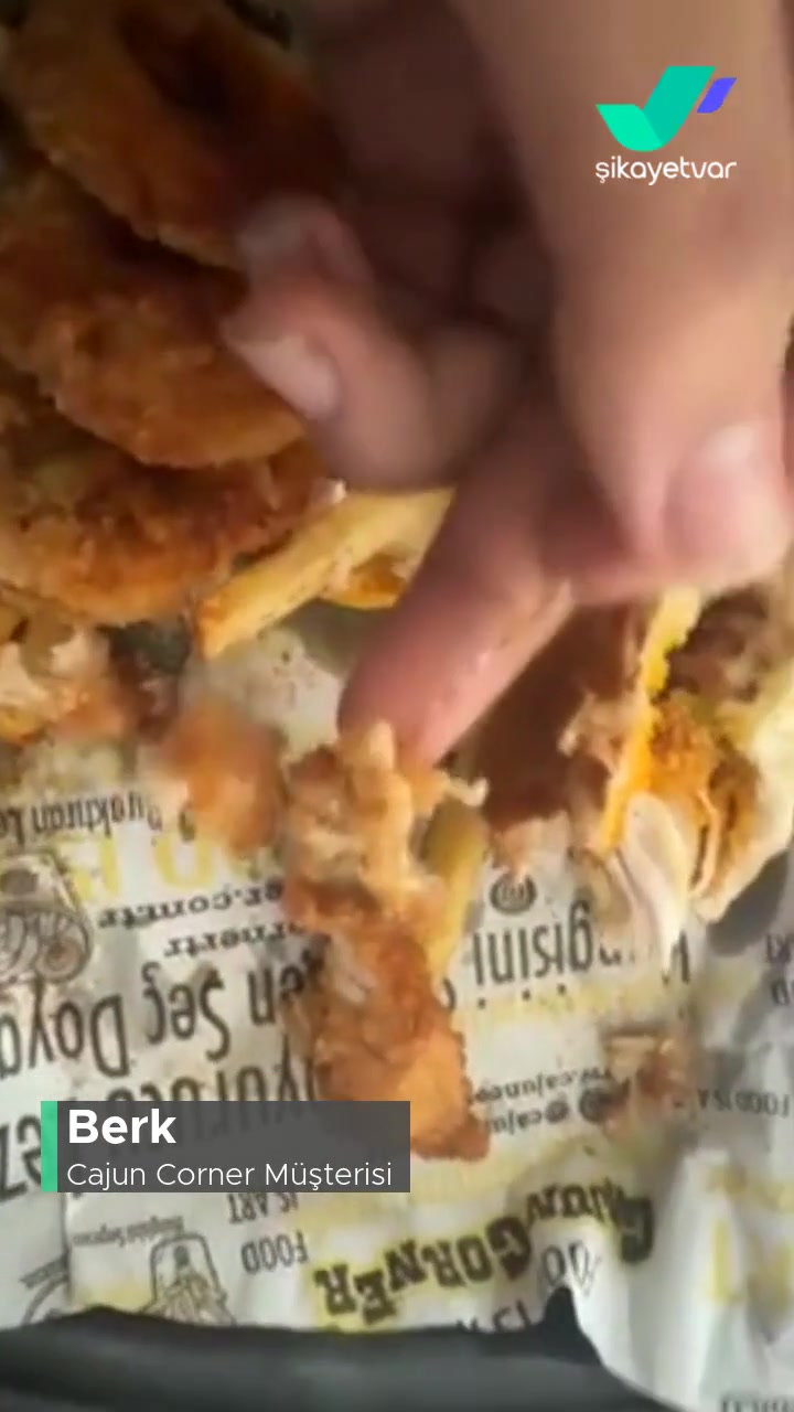 Cajun Corner Tavuktan Demir Tel Çıkması videonun kapak resmi