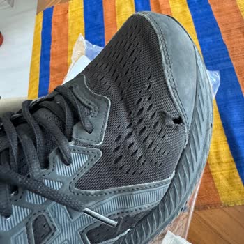 Asics Gel Contend Yırtılma Problemi