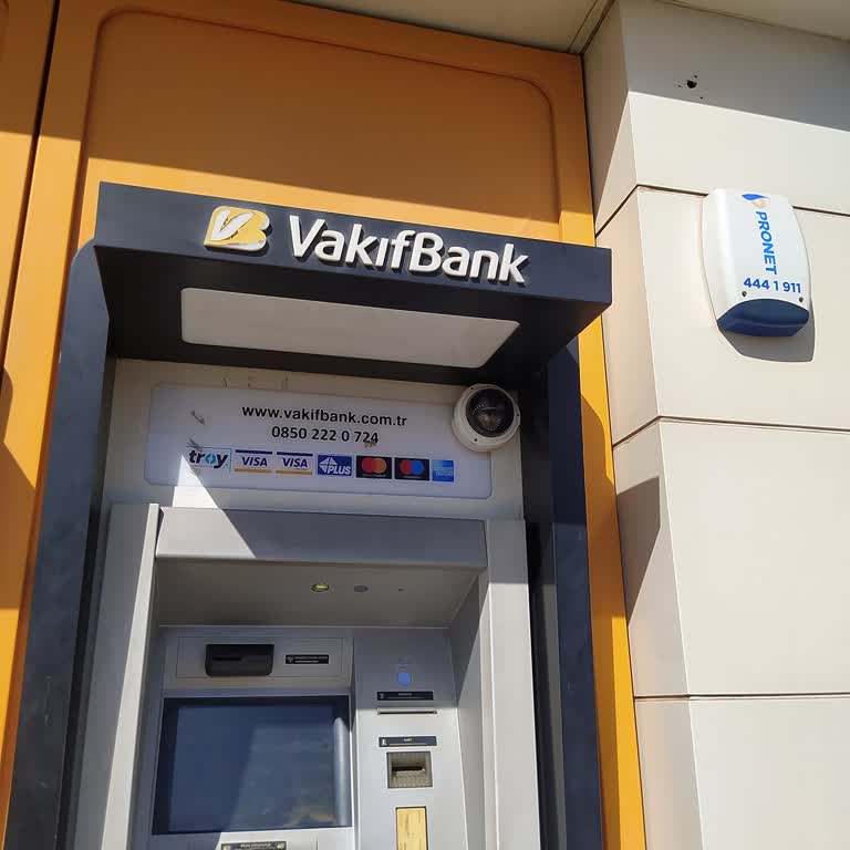 VakıfBank ATM Paramı Yuttu