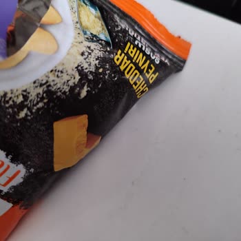 List Nuts (Ottolist.com.tr) Cheddar Peyniri Soslu Yer Fıstığı Aldım İçi Wasabi Ve Soya Soslu Çıktı