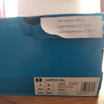 Adidas кроссовки порвались за 2,5 месяца и нет гарантии