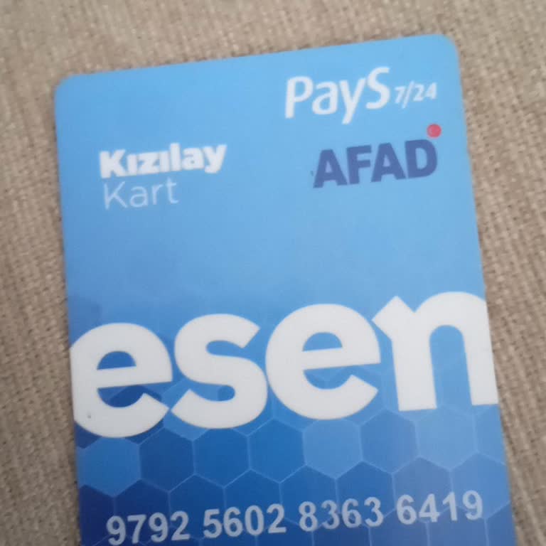 Türk Kızılay Sebepsiz Esen Kart Kesimi!