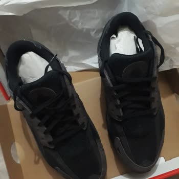Sneaks Up Bu Mağaza Müdürü Ve Yardımcısı İftira Atmıştır.