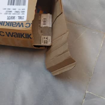 Kargoist Firmasının Kargo Paketini Açık Teslim Etmesi