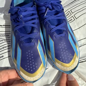 Adidas Çocuk Kramponu Parçalandı