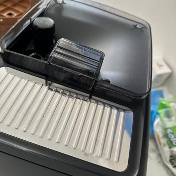 PHILIPS Ev Aletleri Philips Kahve Makinesi Öğütücü Kapağının Kırık Çıkması