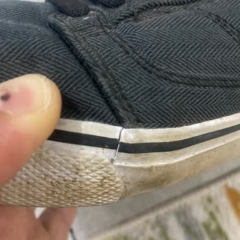 Sorumluluktan Kaçan Ve Ürünün Arkasında Durmayan Deichmann