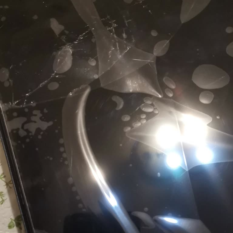 PHILIPS TV Philips Servis Televizyonu Kırık Teslim Etti