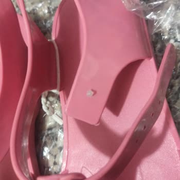 LCW Markası Kusurlu Sandalet Gönderimi