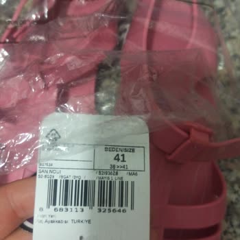 LCW Markası Kusurlu Sandalet Gönderimi