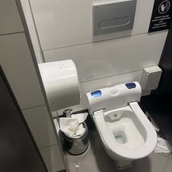Opet WC'ler Mikrop Dolu