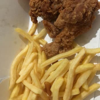 Yemeksepeti Ve KFC Restoranındaki İlgi Ve Alakaları!