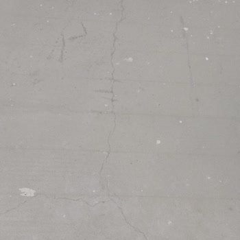 Akut İnsaat Firmasının Dairesinde Oluşan Yarılmalar