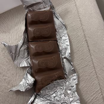 Nestle Isırılmış Gibi Gözüken Kapalı Ambalaj Damak