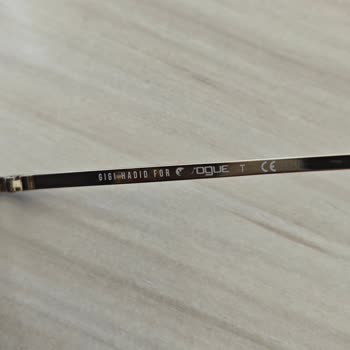 Vogue Türkiye Vogue Gözlük Camında Dalgalanmalar