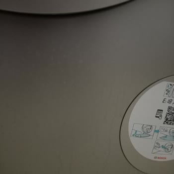 Bosch Gri Çamaşır Makinesi Alalı Daha 1 Yıl Olmadı