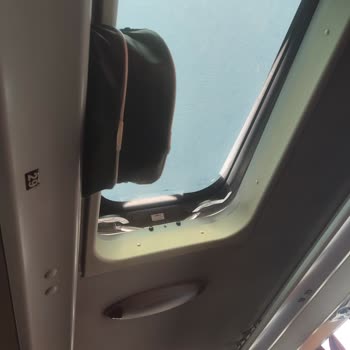 Yeşil Erciş Seyahat Klima Açılmıyor Eski Otobüsler Seferden Kalkmalı