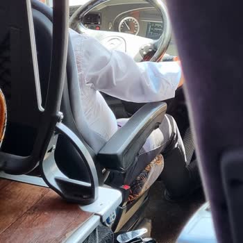 Kamil Koç Otobüste Emniyet Kemeri Yok Skandal!