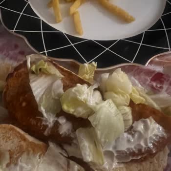 Mersin Burger King Limonluk Sürekli Eksik Ve Bayat Ürünler