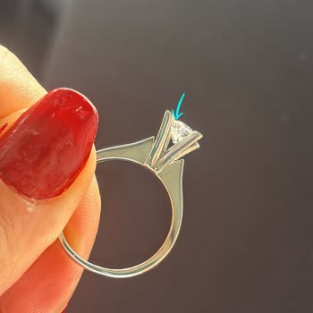 Lizay Pırlanta Taşı Çatlayan Pırlanta