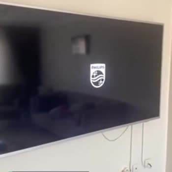 Philips TV Kendi Kendine Kapanıp Tekrar Başlıyor!