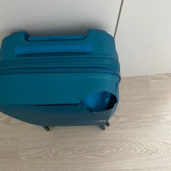 Sun Ekspress Hasarlı Valiz Geri Ödemesinin Yetersiz Olması