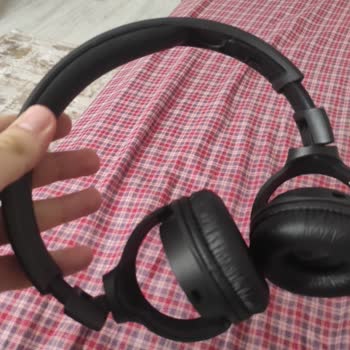 JBL 560 Plastik Parça Teminatı Yok