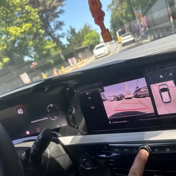 Opel Mokka Ekran Donması