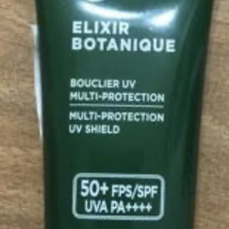 Крем солнцезащитный  Yves Rocher становится комковатым на  лице