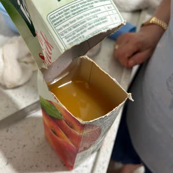 İçim Meyve Suyu İçinden Çıkan Küf