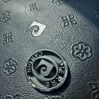 Pierre Cardin Giyim Pierre Cardin Çantam 4 Ayda Sapı Koptu Markasi Soyuldu