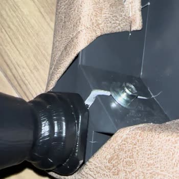 Modalife Sandalye Ayağı Kırılması