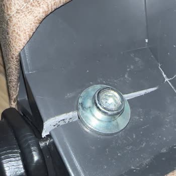 Modalife Sandalye Ayağı Kırılması