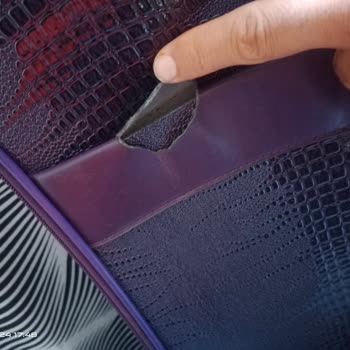 Sunexpress Valizimi Yırtık Teslim Etti