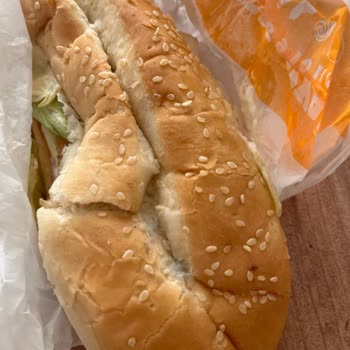 Burger King Küflü Ekmek Sorunu!
