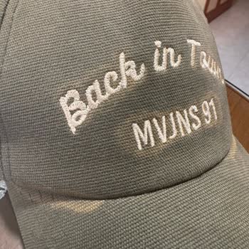 Mavi Şapkada Pişmanlık Mavi Jeans