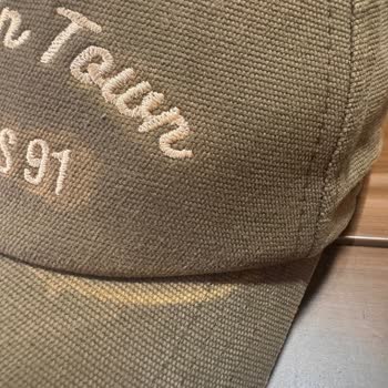 Mavi Şapkada Pişmanlık Mavi Jeans
