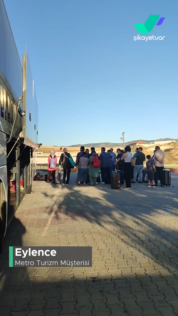 Metro Turizm Otobüs Arızalandı Ek 2 Saattir Otobüs Yok! videonun kapak resmi