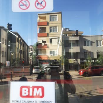 BİM De Ürün Satmak İstemeyen Mağaza Müdürü