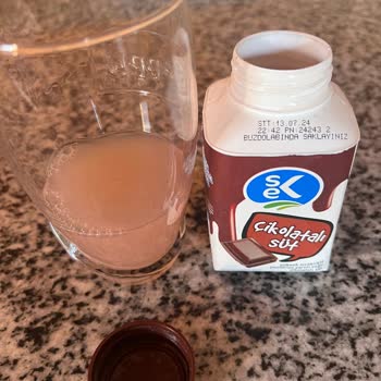 Sek Çikolatalı Süt Su Gibi