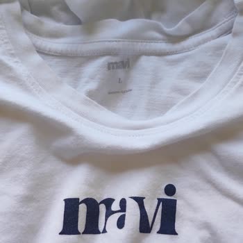 Mavi Mağaza Çalışanın Üslubu