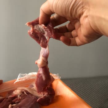 Köfteci Yusuf Ayıp Görseldeki Ürün İle En Ufak Benzerlik Yok