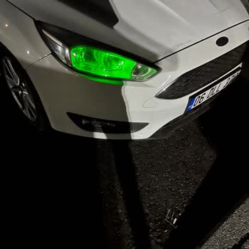 Ford Focus Far Sorunu: Renk Değişimi Ve Sinir Bozucu Durum