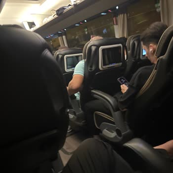 Varan Turizm Saygısızlığı Tekli Koltuk Diye 2+2 Koltuk Satıyor.