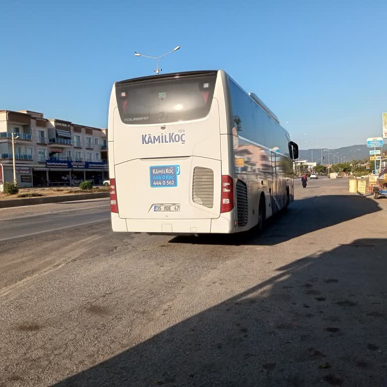 Kamil Koç Terminale Girmedi, Yolcuları 40 Km Uzakta Yol Kenarında Attı