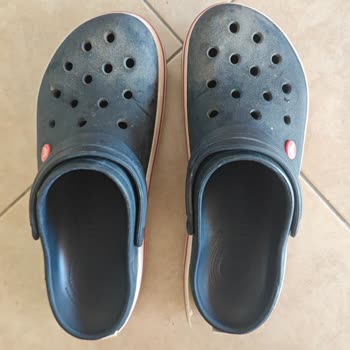 Carrefour SA Orijinal Fiyata Çakma Garantisiz Değişimsiz Crocs Satıyor