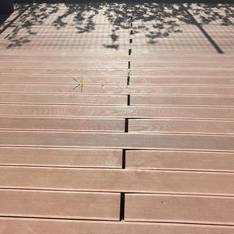 UstaDeck Kompozit 1 Sene İçinde Açıldı