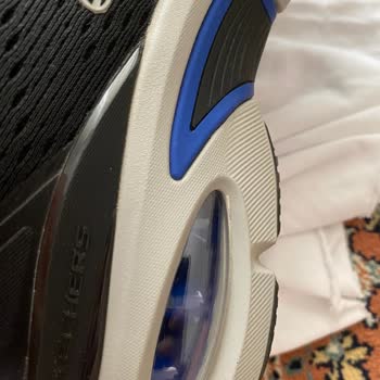 Skechers Üretim Hatasını Müşteriye Yüklüyor.